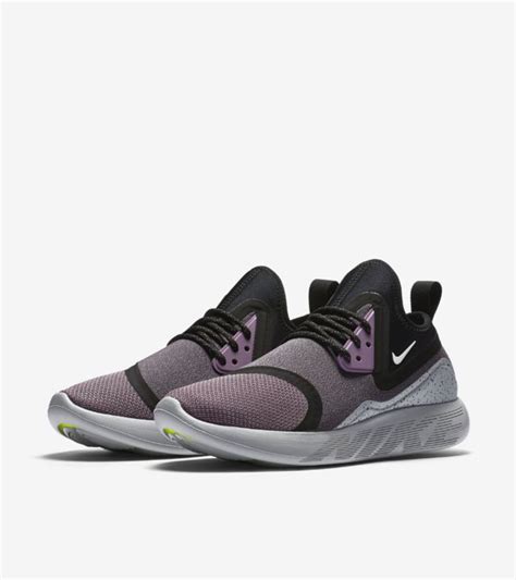 Women's Nike Lunarcharge 